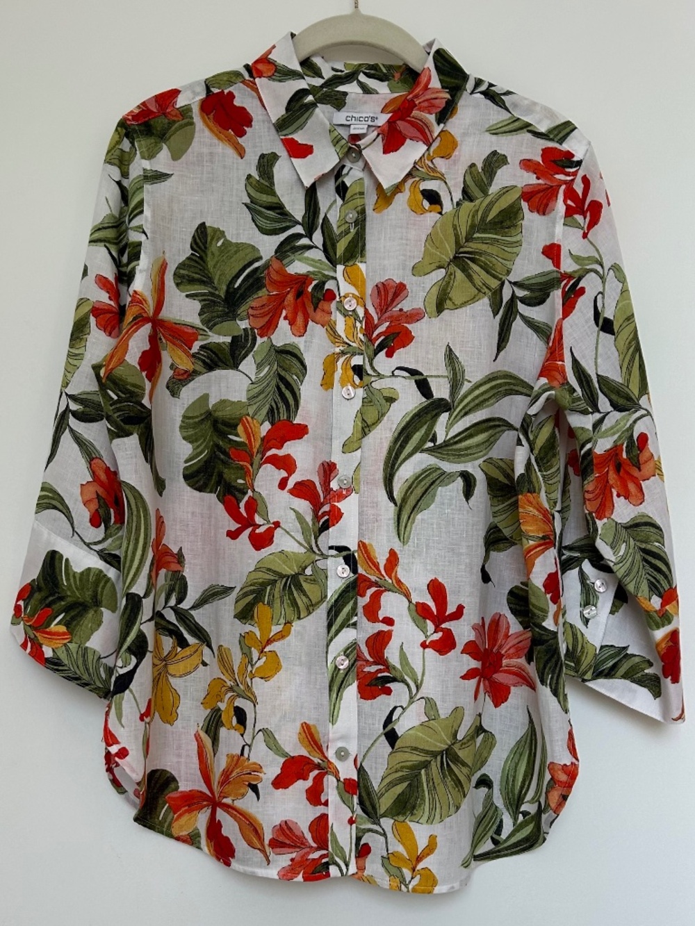 NWOT Chico's No Iron 100% Linen Tropical Floral Shirt Blouse Size 1.5 M L